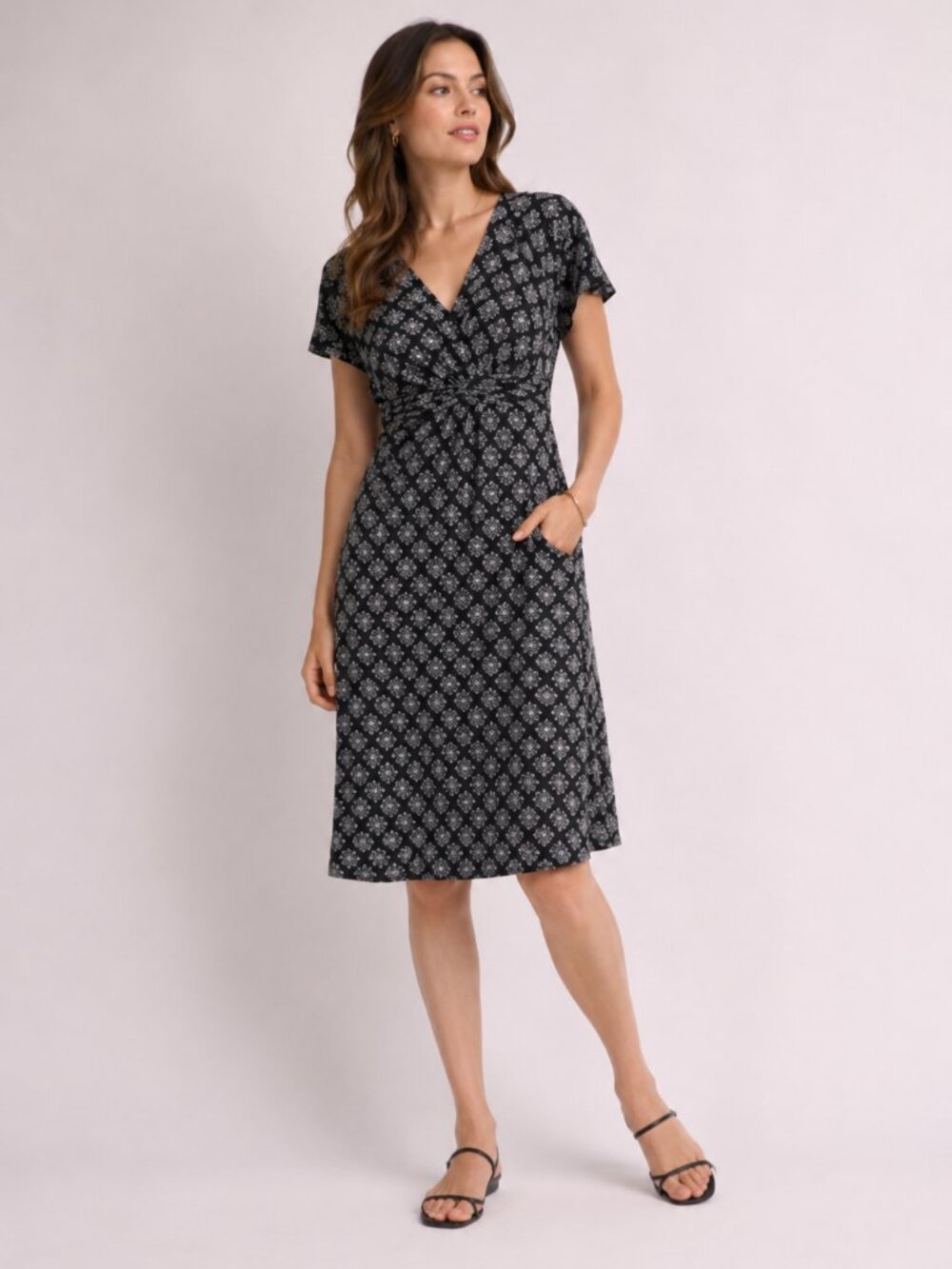 Kim Rogers Petite Large Black White Print Ruched Dress Short Sleeve